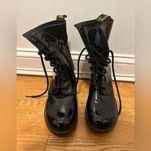 Dr.Martens  8 Eyelet black patent Womens High Heel Combat Boots. No box